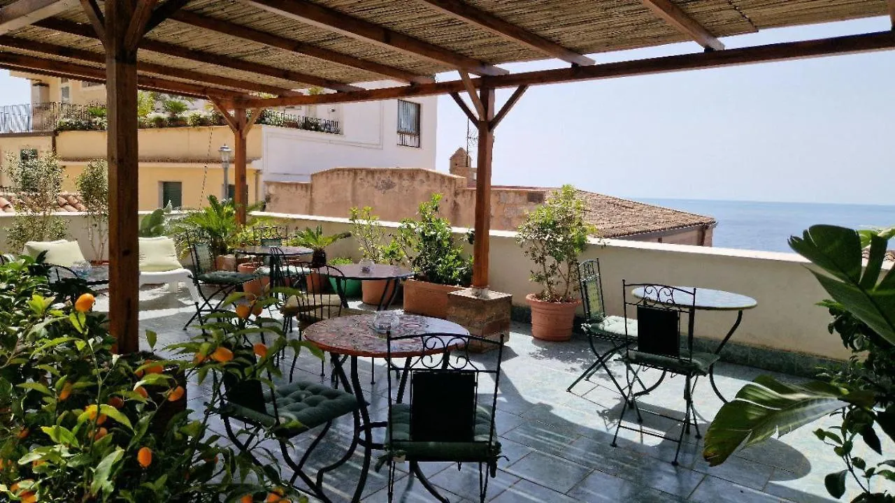 Guest House Le Sibille Taormina 0*,